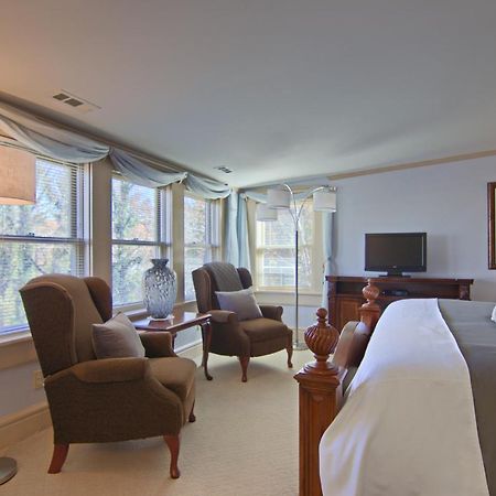 North Lodge On Oakland Bed And Breakfast Asheville Exteriör bild