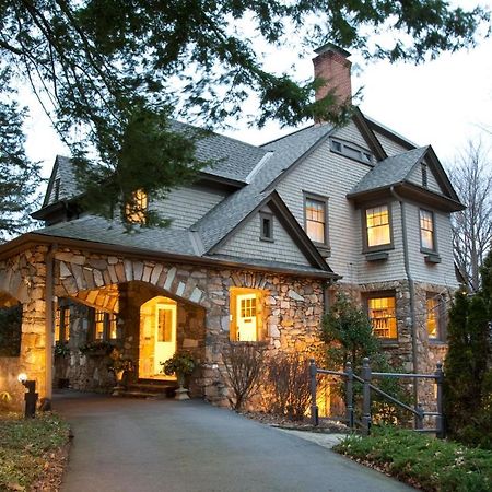 North Lodge On Oakland Bed And Breakfast Asheville Exteriör bild