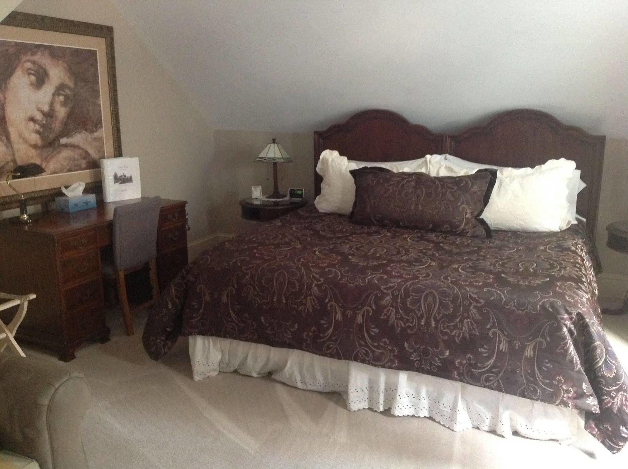 North Lodge On Oakland Bed And Breakfast Asheville Exteriör bild